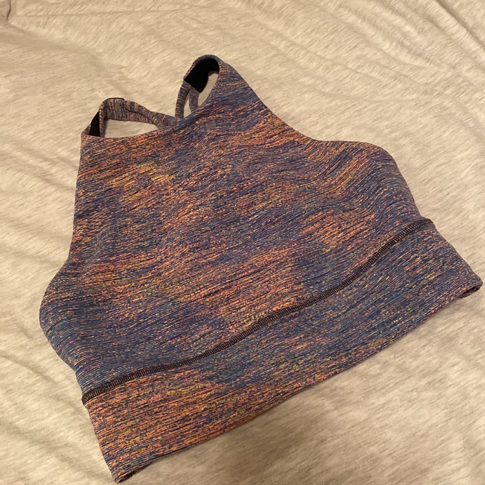 Lululemon High-Neck Energy Bra ~ Size 6